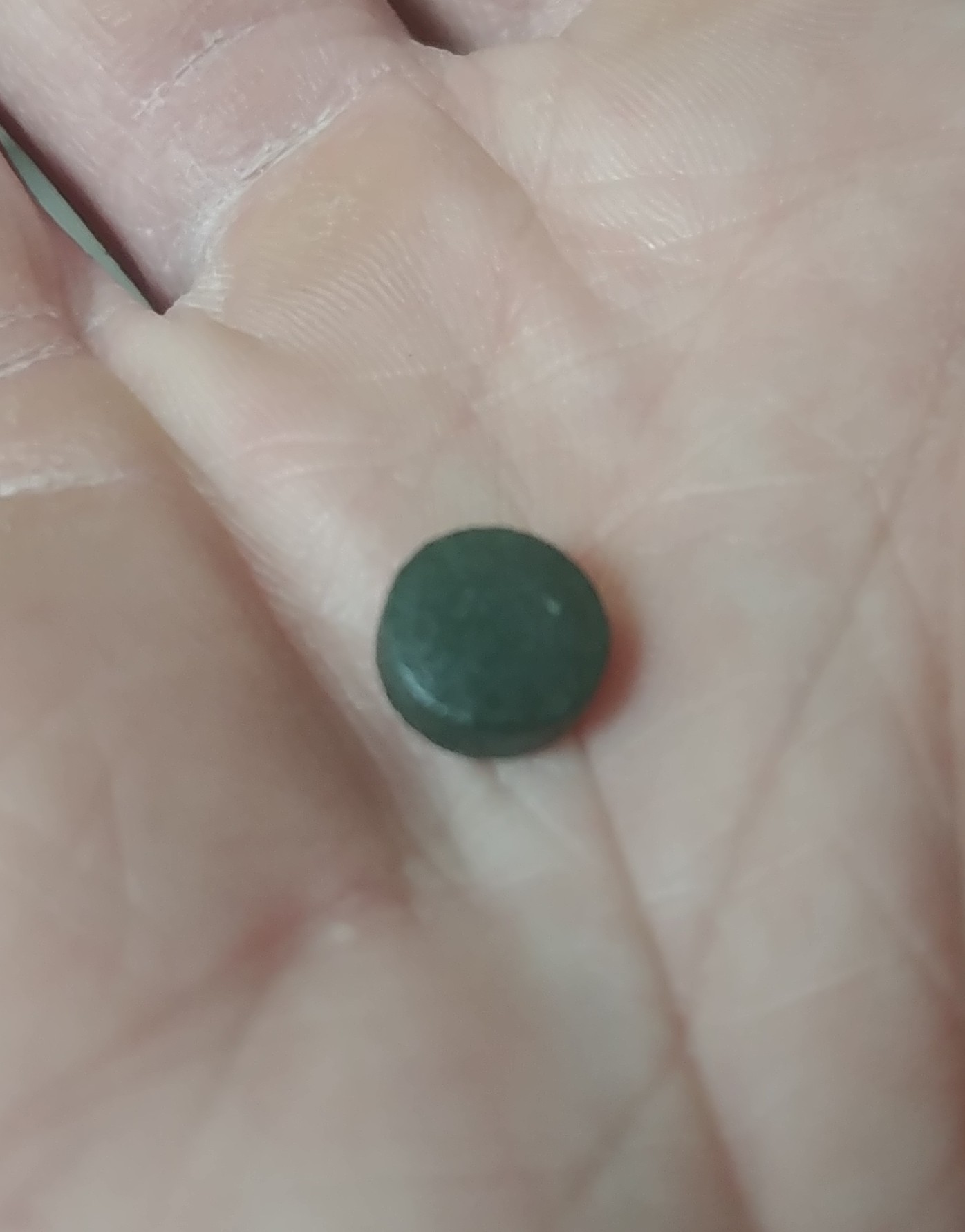 S99 White Round Pill Found: Is It Dangerous? - 7i6dxvo