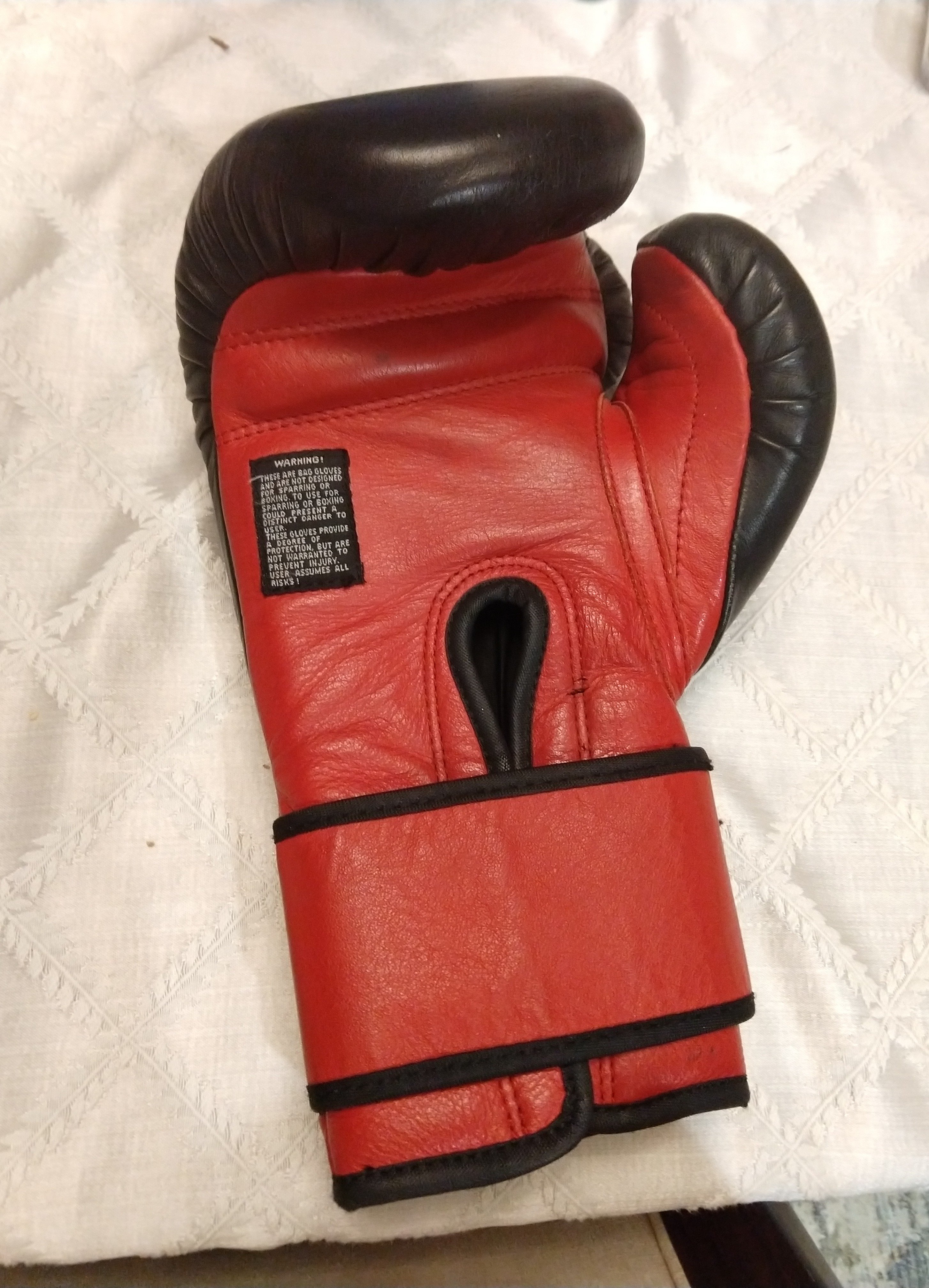 Does no one use bag gloves anymore? - Otherground - MixedMartialArts ...