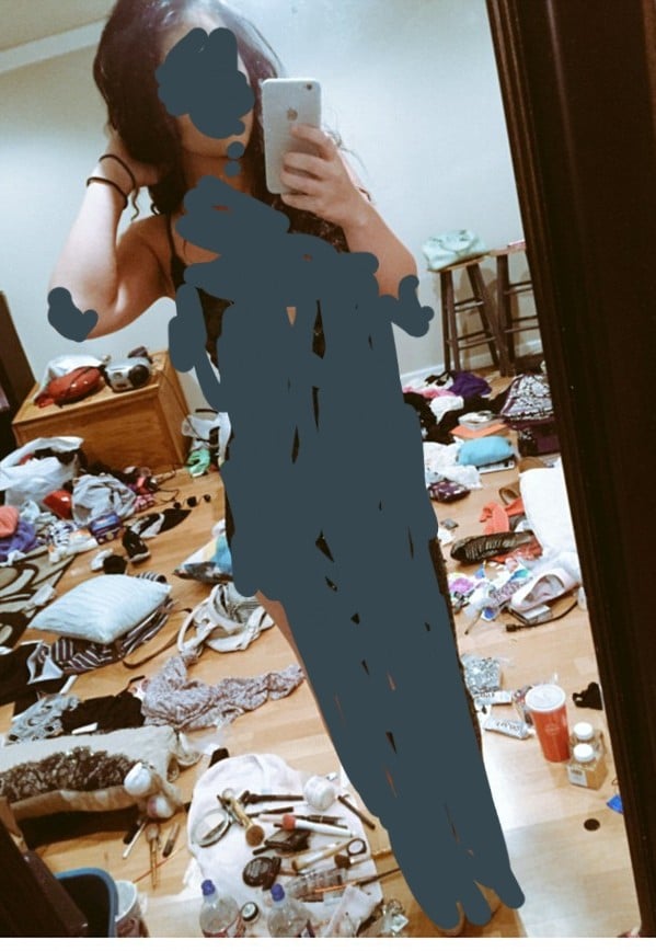 Why do girls dirty bedroom selfies? Page 3