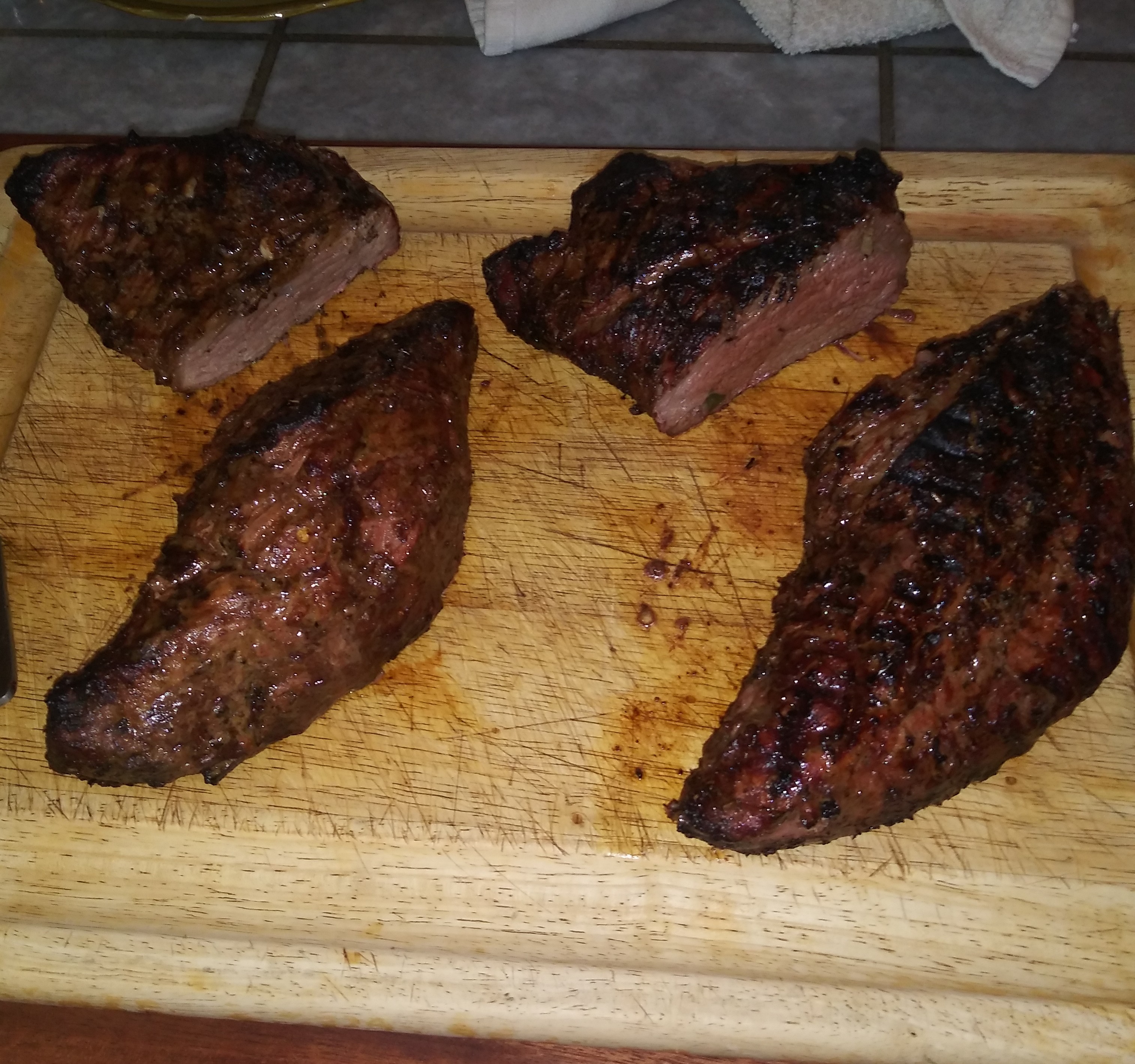 Cut WITH grain on Tri Tip???